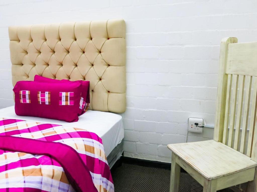 Hotel 33 Goulborn Street Goodwood à Le Cap Extérieur photo